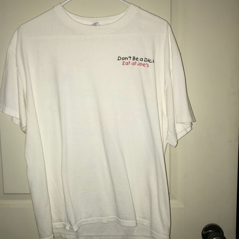Men’s Joe’s Crab Shack Humor Tee L